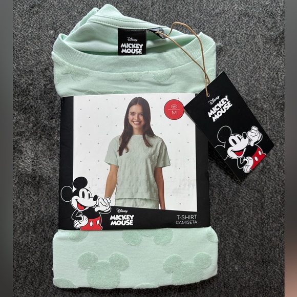 *Mickey Mouse Disney Ladies Top Size Medium Textured New With Tags - Picture 1 of 7